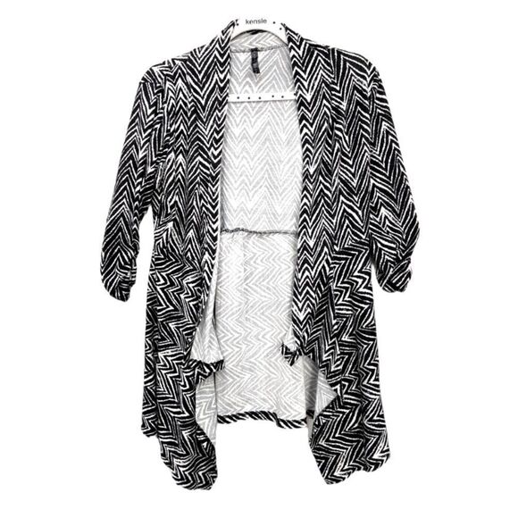 Ashley blu 3/4 ruched sleeve asymmetrical mosaic print cardigan size L - Picture 1 of 8